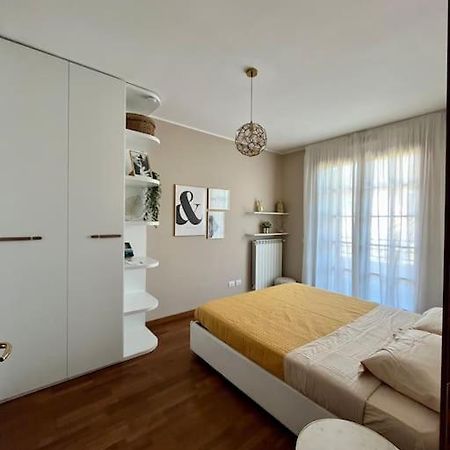 Ferienwohnung Casa Di Lillo Merate Exterior foto