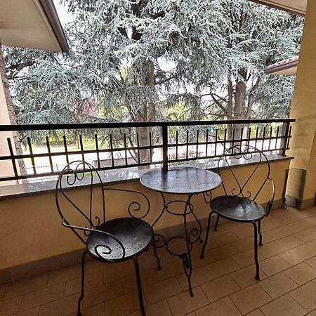 Ferienwohnung Casa Di Lillo Merate Exterior foto