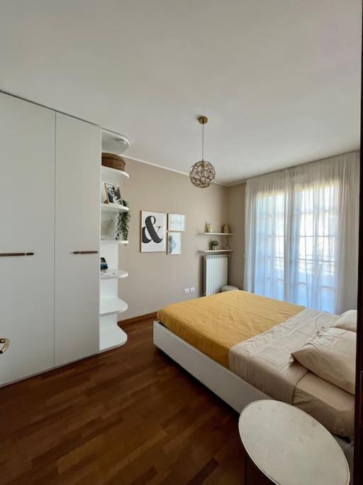 Ferienwohnung Casa Di Lillo Merate Exterior foto