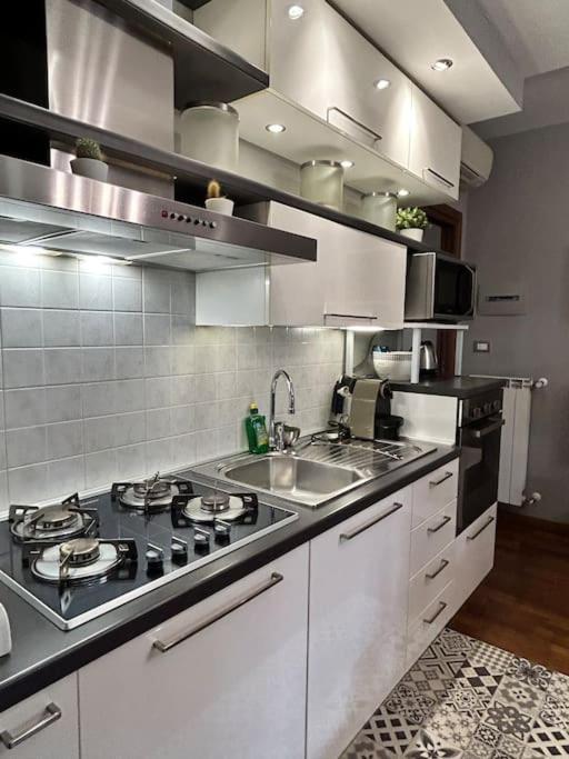 Ferienwohnung Casa Di Lillo Merate Exterior foto